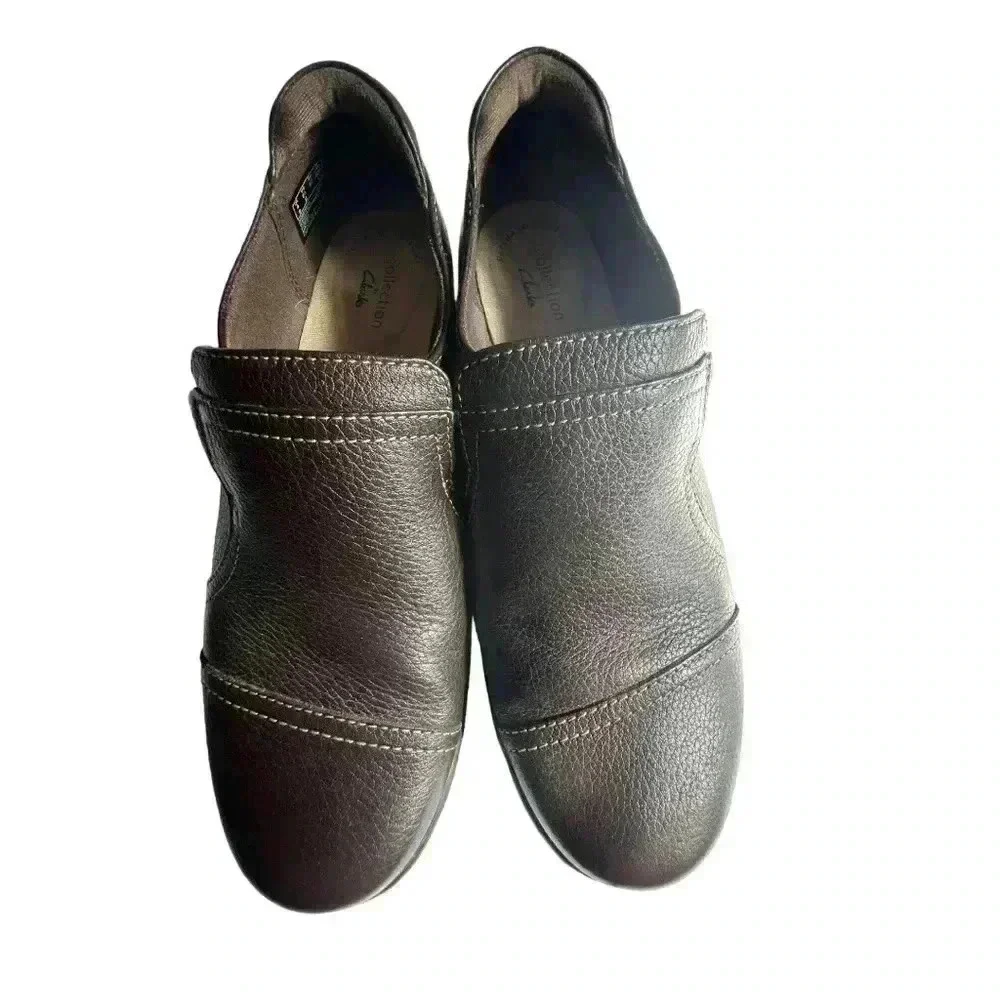 CLARKS - WOMENS CORA POPPY SHOES•BROWN GENUINE LEATHER FLATS•SIZE 61/2•